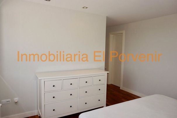 Luxury 4 room Detached House for rent in Torrent, Spain - Photo 1