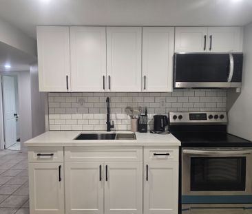For Lease - 211 Glen Hill Drive Unit# Lower, Whitby, Ontario - Photo 6