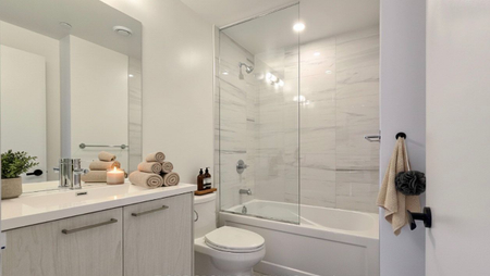 For Lease - 8 Interchange Way Unit# 811, Vaughan, Ontario - Photo 4