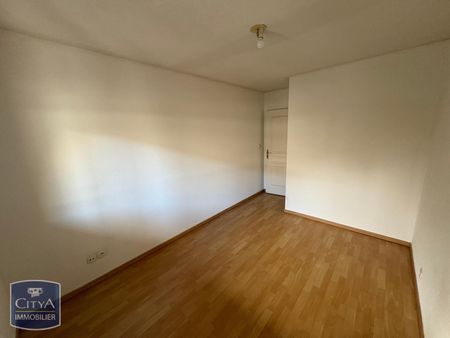 Location Appartement 2 pièces 48m² ANGOULEME 16000 - Photo 4