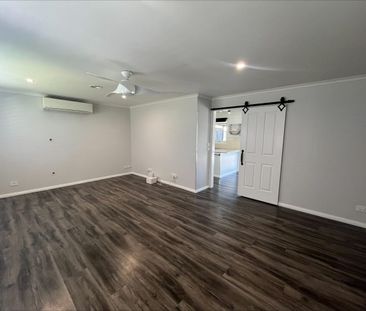 Space, Style & Comfort - Photo 2