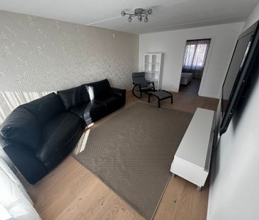 Värnstigen, Segeltorp - Photo 3