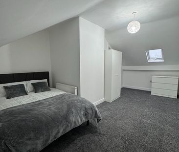 Room in a Shared House, Vernon Avenue, NG6 - Photo 1