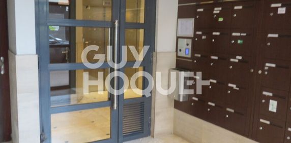 ISSY LES MOULINEAUX - Photo 2