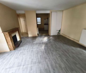 Location Appartement 2 pièces 55m² TULLE 19000 - Photo 2