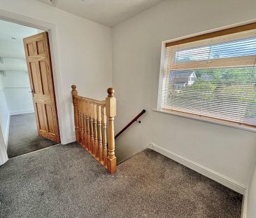 3 bedroom semi-detached house to rent - Photo 4