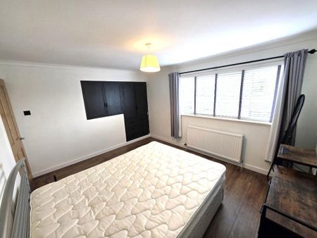 2 bedroom semi-detached house to rent - Photo 3