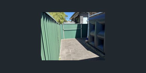 Two Bedroom Granny Flat in Mascot - Photo 3