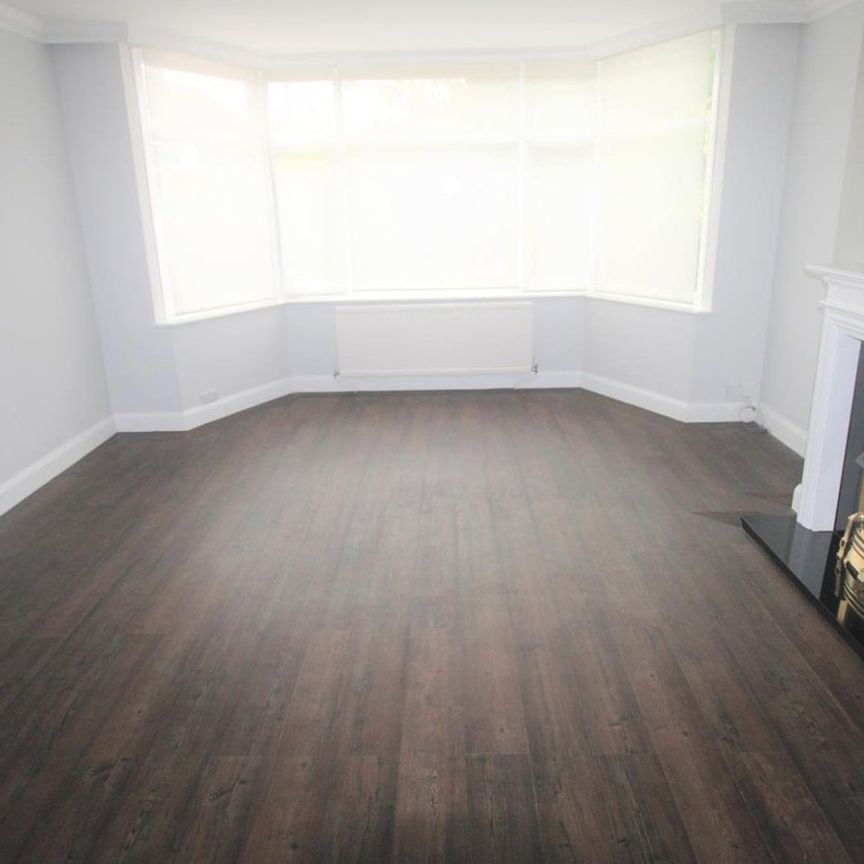 Shaftesbury Avenue, Goring-By-Sea, Worthing - Photo 1