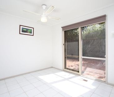 Spacious Two-Bedroom Home in a Prime Blackburn Location - Photo 5