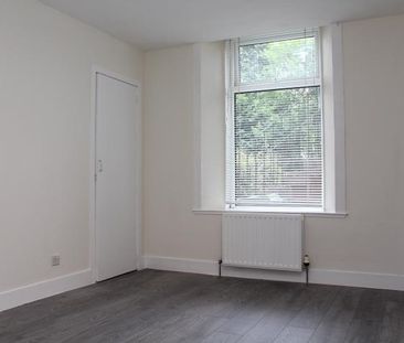 1 bedroom ground floor flat to rent - Photo 3