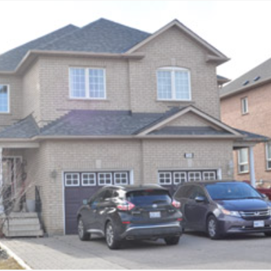 Spacious 3 Bed, 3 Bath, Clean with Ample parking - Photo 1