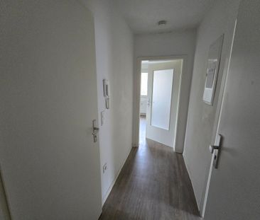 Sofortiger Einzug - Schicke Wohnung mit modernem Bad und zeitlosen ... - Foto 5