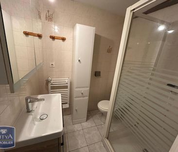 Location Appartement 2 pièces 48m² ANGOULEME 16000 - Photo 4
