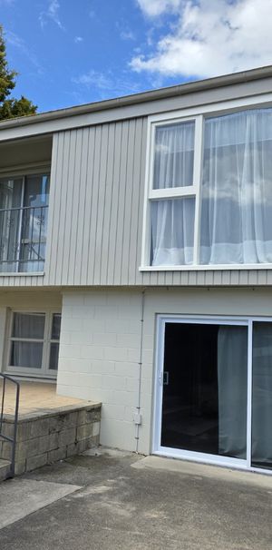 3 beds on Fergusson - Photo 1