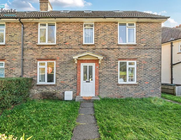 5 bedroom house to rent - Photo 1