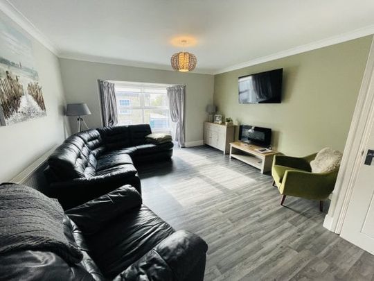 Aberporth, Cardigan, SA43 - Photo 1