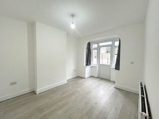 Mawney Road, Romford , RM7 8DS, Property for rent - Photo 1