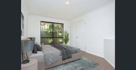 FAMILY HOME WITH POOL IN BANKSIA BEACH - Photo 4