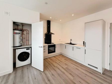 2 bedroom apartment to rent - Photo 4