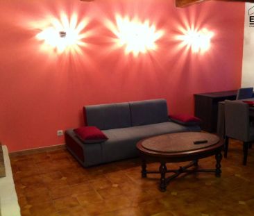 Appartement à louer de 3 pièces d'une surface de 77,11 m2 situé à C... - Photo 2