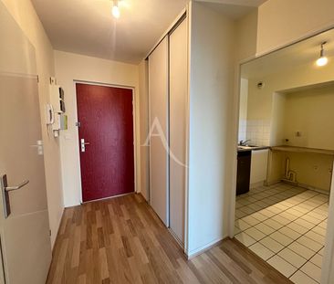 Location Appartement 2 pièces 44m² - Photo 5