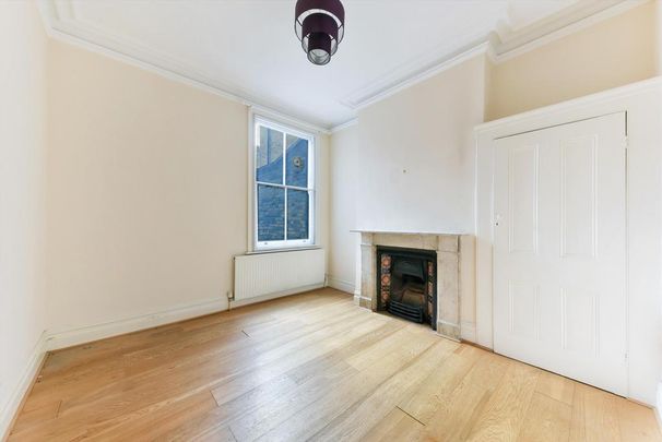 4 bedroom terraced house to rent - Photo 1