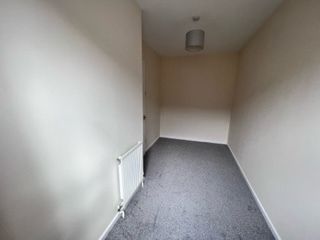 Kirby Close, AXMINSTER - Photo 2