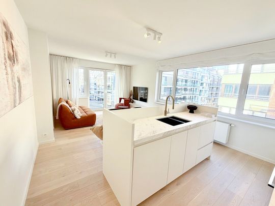 Gemeubeld: gerenoveerd appartement in centrum Knokke - Photo 1