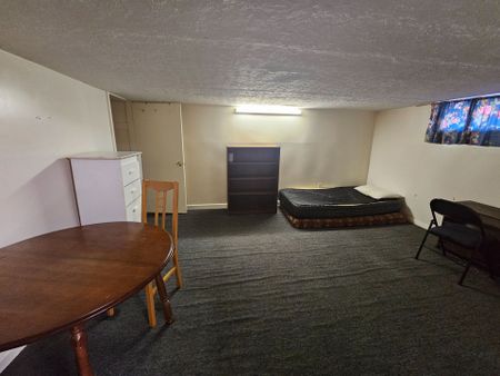 For Lease - 898 Kennedy Road, Toronto, Ontario - Photo 3