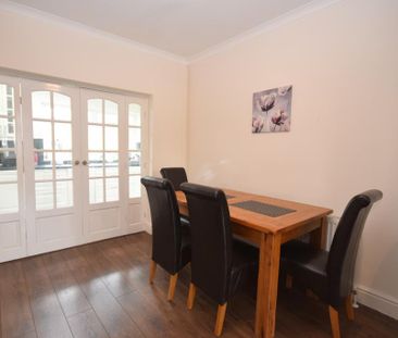 4 bedroom semi-detached house to rent - Photo 2