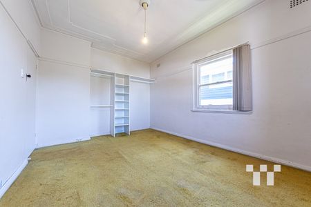 Easy Unit in great Locale - Photo 4