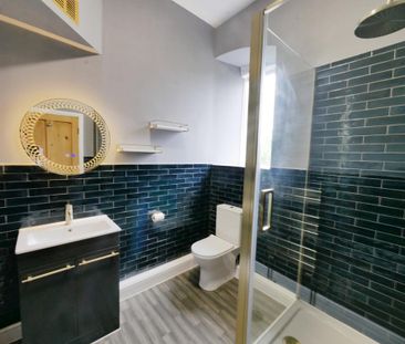 3 bedroom end of terrace house to rent - Photo 5