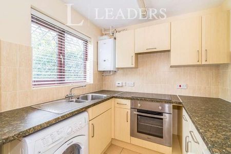 Albacore Avenue, Warsash, Southampton, SO31 - Photo 3