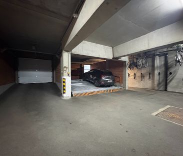 Ruim en lichtrijk 2-slaapkamerappartement in centrum Kortrijk - Photo 2