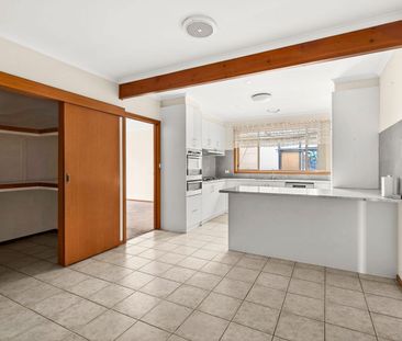 Spacious & Solid, Ideal Family Home - Photo 2