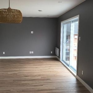 5-1/2 Neuf Novembre Granby - Photo 2