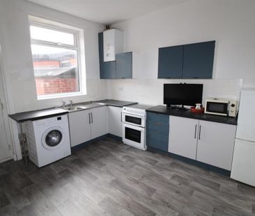 2 bedroom terraced house to rent - Photo 5