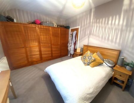 2 Bedroom Terraced To Let - Photo 4
