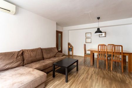 Carrer del Poeta Más i Ros, Valencia, Valencian Community 46022 - Photo 2