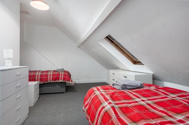 2 bedroom serviced apartment to rent - Photo 1