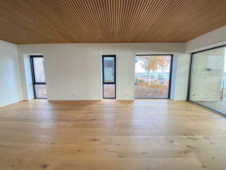 Eksklusiv 3-værelses lejlighed med altan og fantastisk udsigt - Photo 4