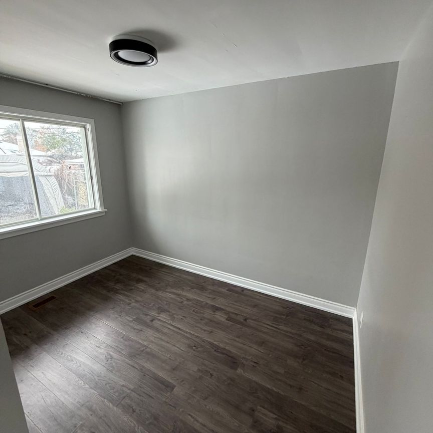 For Lease - 26 Moncrieff Drive Unit# Upper, Toronto, Ontario - Photo 1