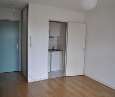 Location Appartement 2 pièces 30m² - Photo 3