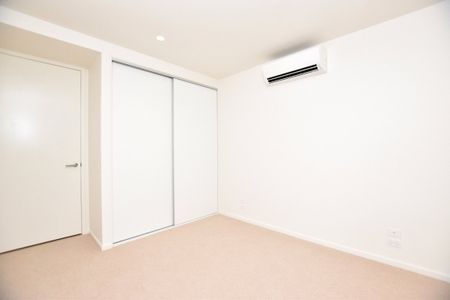 301/8E Evergreen Mews - Photo 4