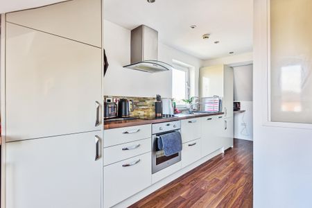 2 bedroom apartment to rent - Photo 5