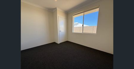 Brand New Modern 4-Bedroom Home in Prime Piara Waters Location - Photo 2