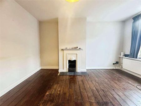 Auckland Road, Reading, Berkshire, RG6 - Photo 4