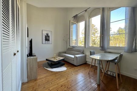 Deux pièces neuf en dernier étage immeuble bourgeois à CImiez - Photo 2