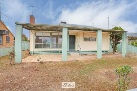 LEASE BREAK! - Photo 2